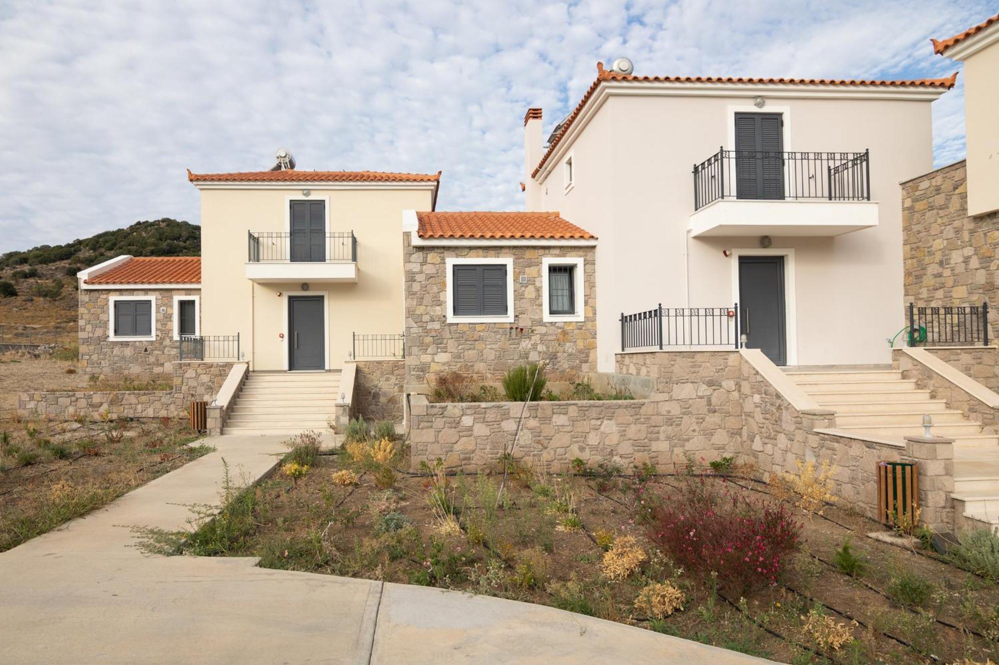 Lampetos Houses Molyvos Митимна Экстерьер фото